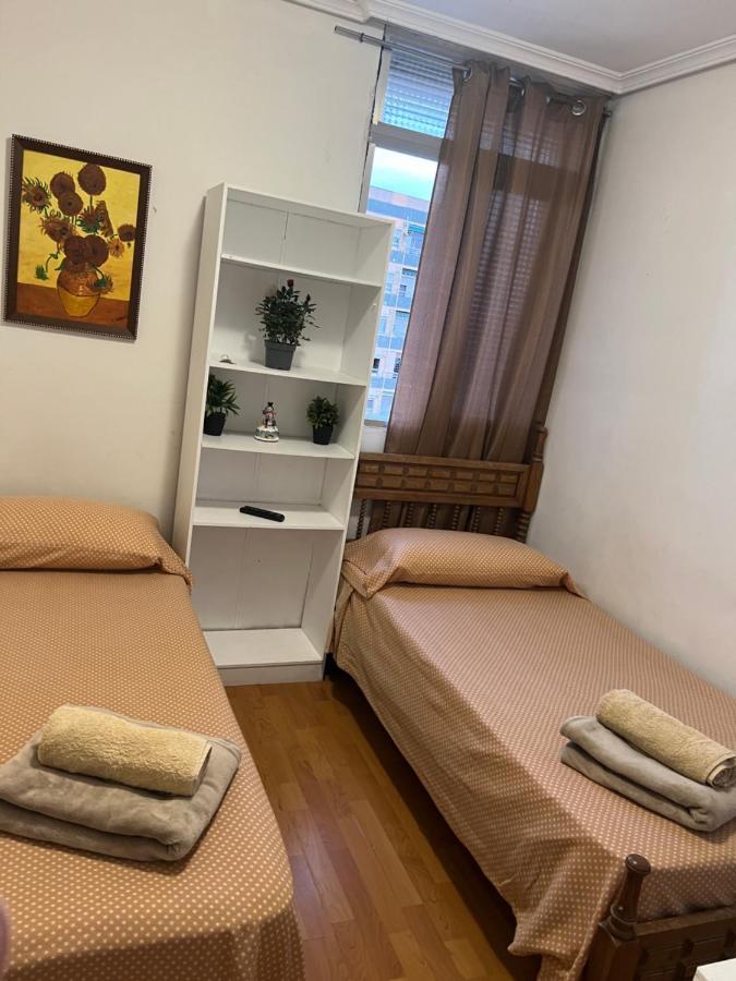 Malvarrosa Simple Shared Home 발렌시아 외부 사진