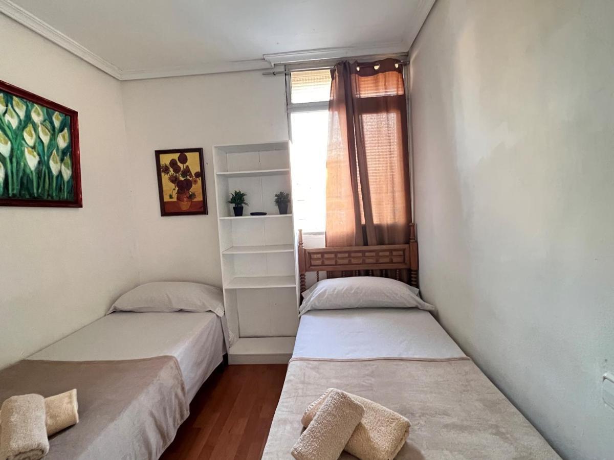 Malvarrosa Simple Shared Home 발렌시아 외부 사진